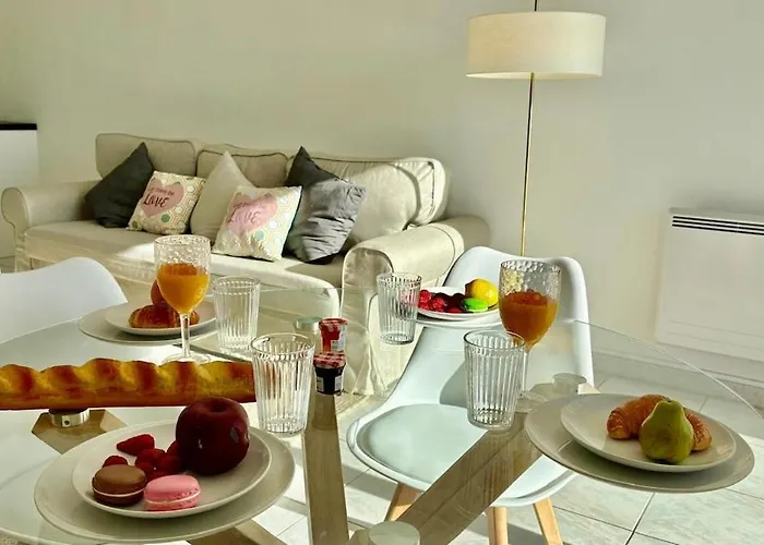 Juana Yourhosthelper Appartement