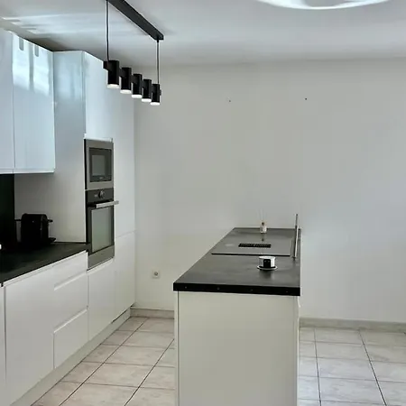 Juana Apartman Antibes