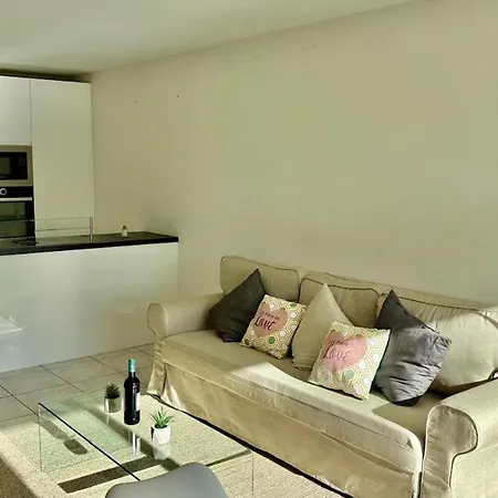 Juana Apartman