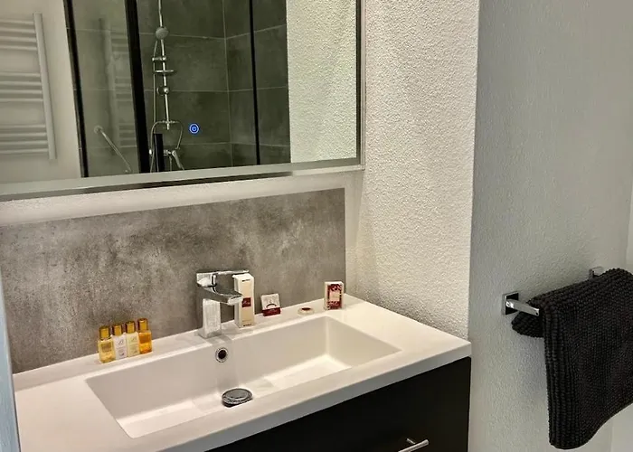 Juana Yourhosthelper Apartamento Antibes