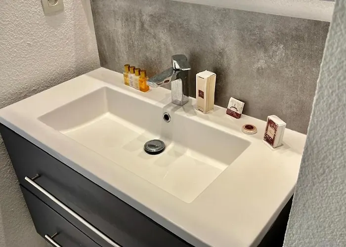 Juana Yourhosthelper Apartamento